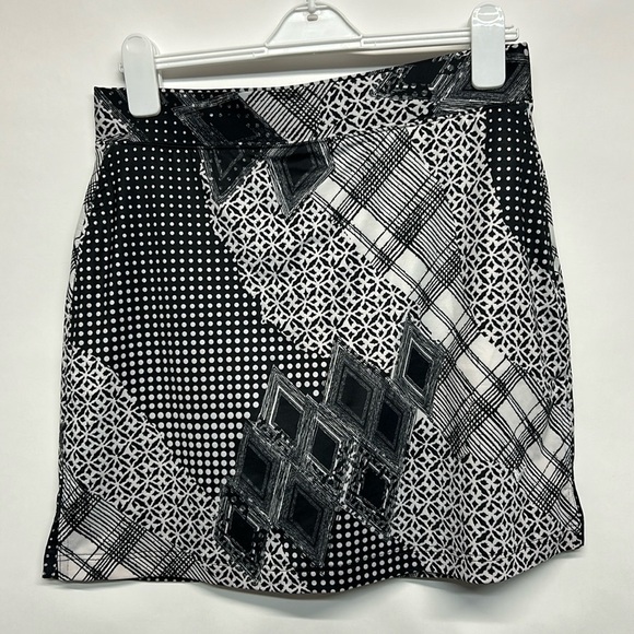 Callaway medium new with tags, black and white skirt - Picture 1 of 4